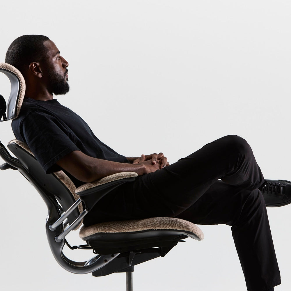 Weight-sensitive recline support